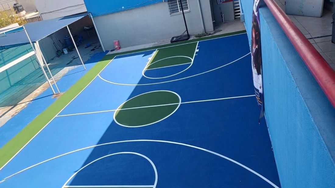 Cancha multicolor terminada